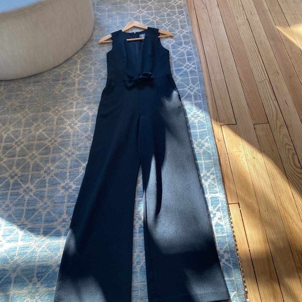 Vince Camuto Size 4 Black Tie Waist Crepe Jumpsuit